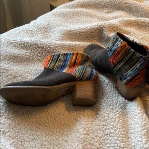Brown Knit Toms Boots